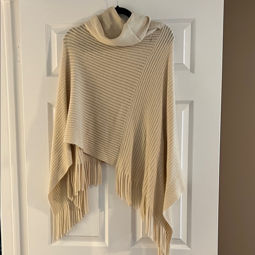 Elegant Cream Women's Sweater Poncho